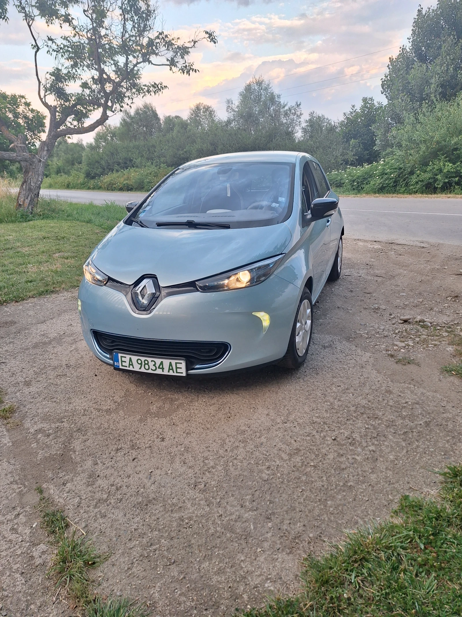 Renault Zoe Zoe , снимка 12 - Автомобили и джипове - 55138128