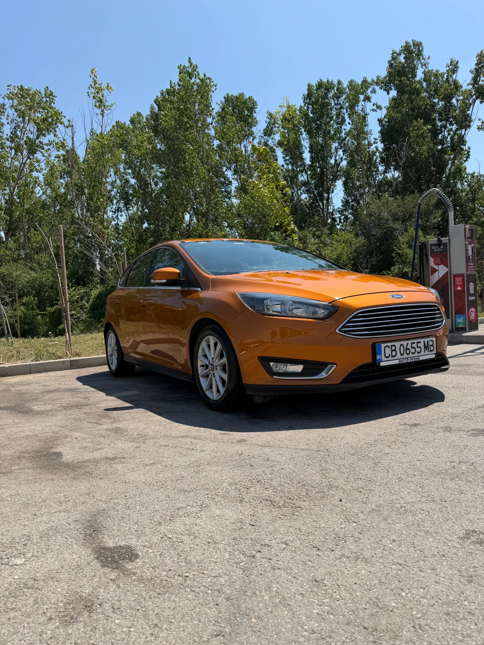 Ford Focus  1.5 EcoBoost TITANIUM АВТОМАТИК, снимка 8 - Автомобили и джипове - 55396435