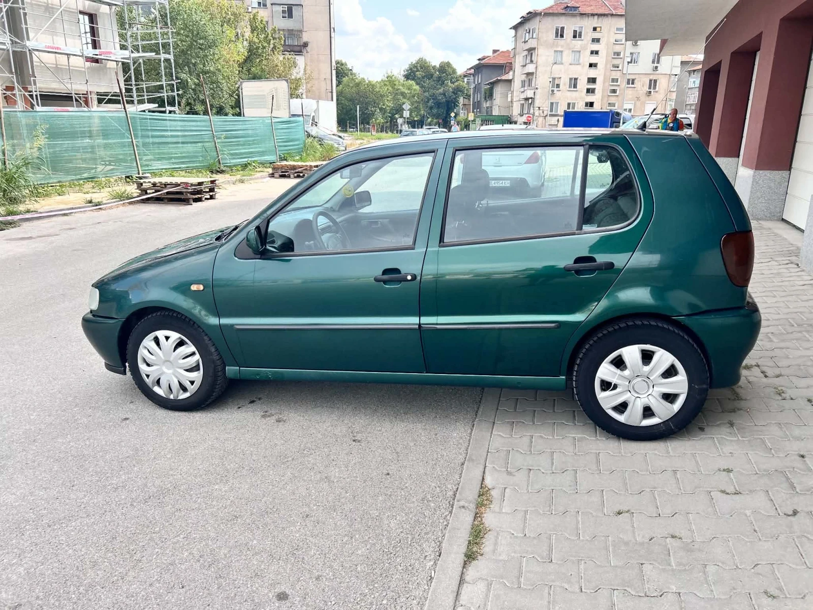 VW Polo 1.4 Бензин, снимка 8 - Автомобили и джипове - 55604958