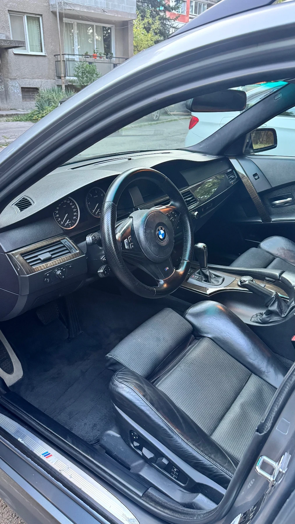 BMW 530, снимка 6 - Автомобили и джипове - 55773708