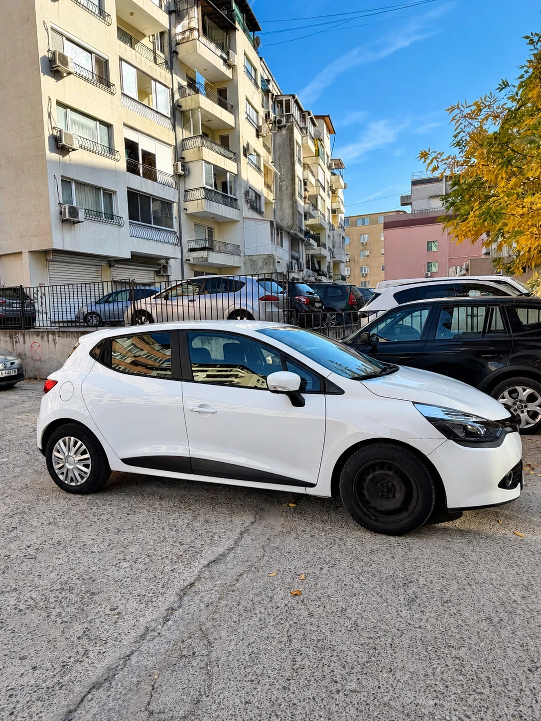 Renault Clio 1.2 LPG/Petrol, снимка 9 - Автомобили и джипове - 56455938