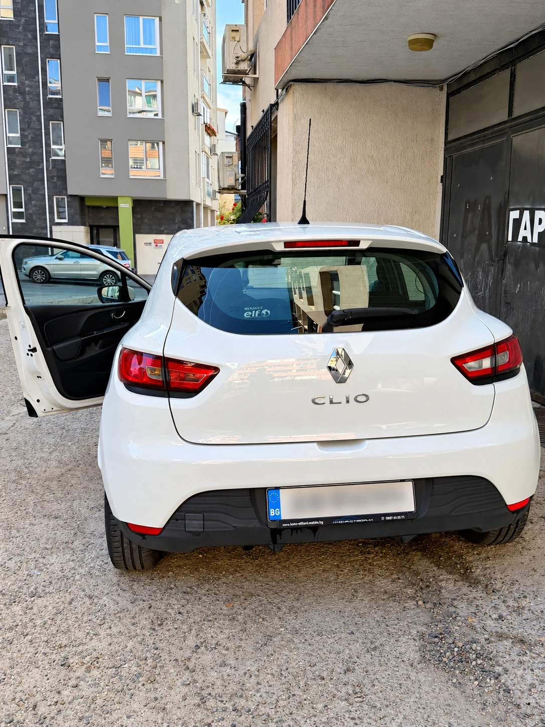 Renault Clio 1.2 LPG/Petrol, снимка 3 - Автомобили и джипове - 56455938