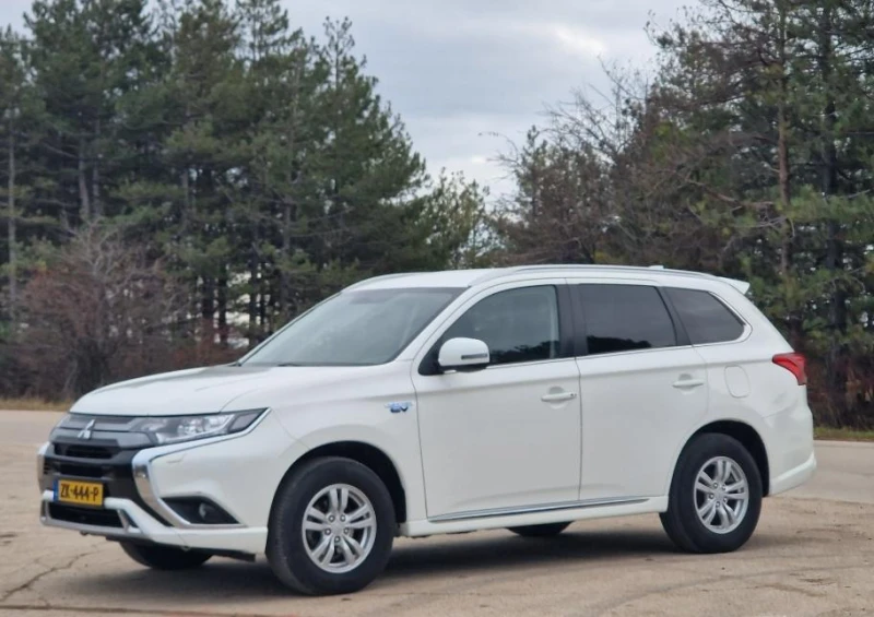 Mitsubishi Outlander ТОП Цена! Фейс PHEV, снимка 5 - Автомобили и джипове - 48217279