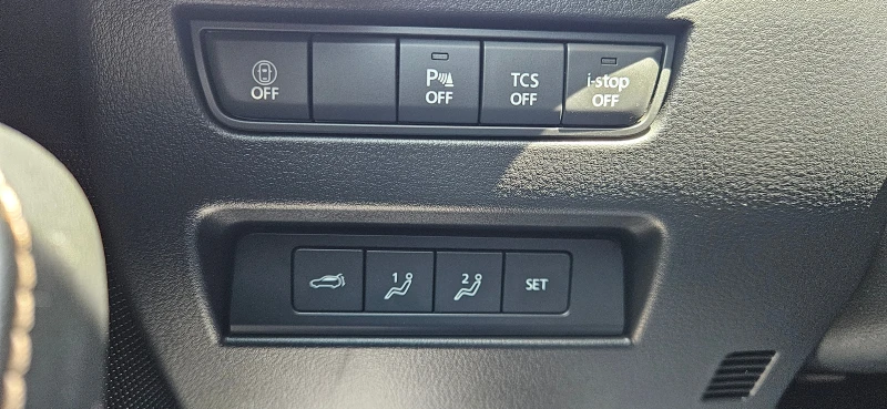 Mazda CX-60 3.3 / AWD / 4x4 HOMURA PLUS, снимка 10 - Автомобили и джипове - 50726498