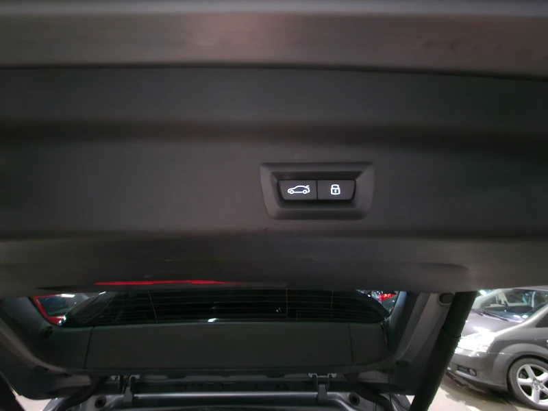 BMW X1 18dSdrive  M CAR ГАРАНЦИЯ, снимка 15 - Автомобили и джипове - 50913997