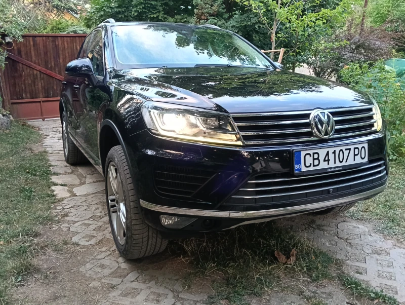 VW Touareg Highline + Exclusive/BlueMotion/360камера/Webasto, снимка 2 - Автомобили и джипове - 52649860