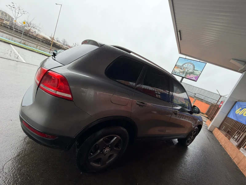 VW Touareg 2013г* На* Пружини* LED* 3.0D* , снимка 7 - Автомобили и джипове - 52673985