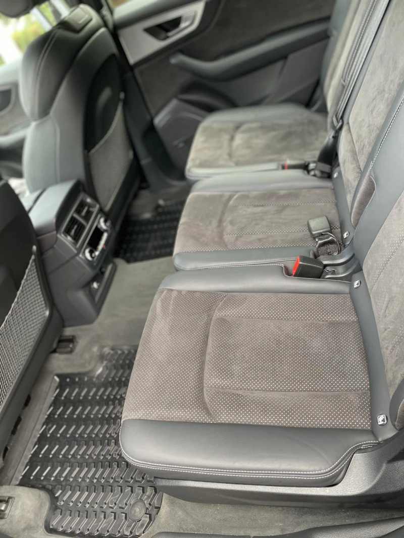 Audi Q7, снимка 8 - Автомобили и джипове - 52842627