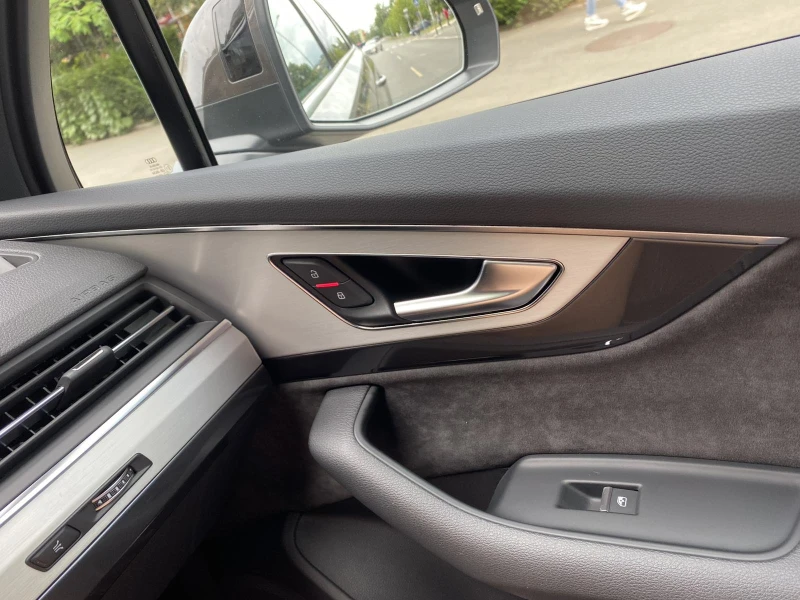 Audi Q7, снимка 13 - Автомобили и джипове - 52842627