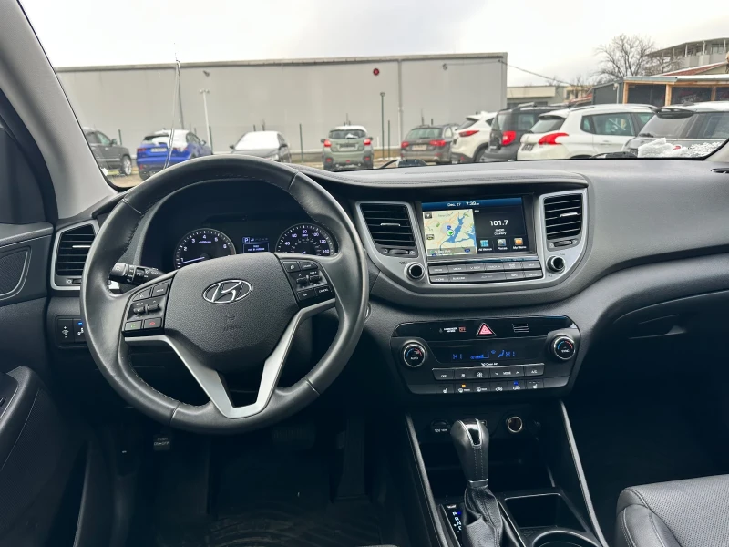 Hyundai Tucson 2.0 GDI AWD, снимка 11 - Автомобили и джипове - 52965919