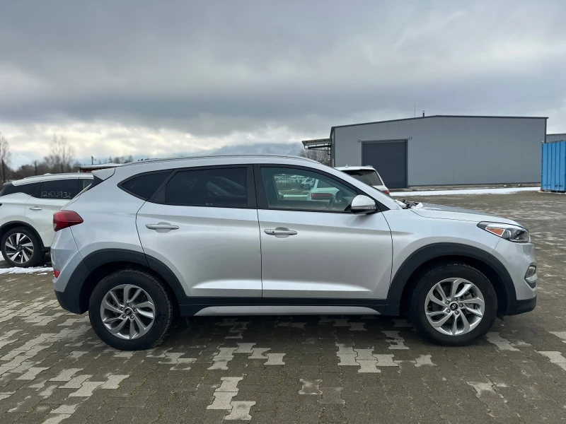 Hyundai Tucson 2.0 GDI AWD, снимка 4 - Автомобили и джипове - 52965919