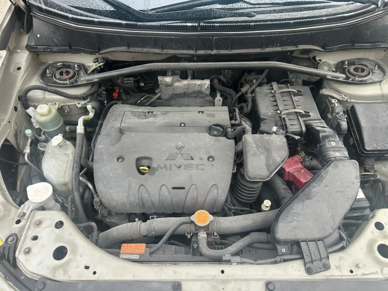 Mitsubishi Outlander 2.4-4x4-AUTOMAT-EXECUTIVE-SWISS-БЕЗ-КОРОЗИЯ, снимка 15 - Автомобили и джипове - 53287452