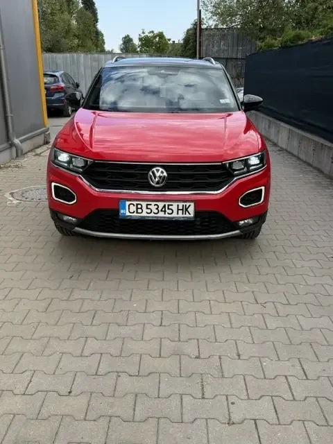 VW T-Roc, снимка 2 - Автомобили и джипове - 55930022