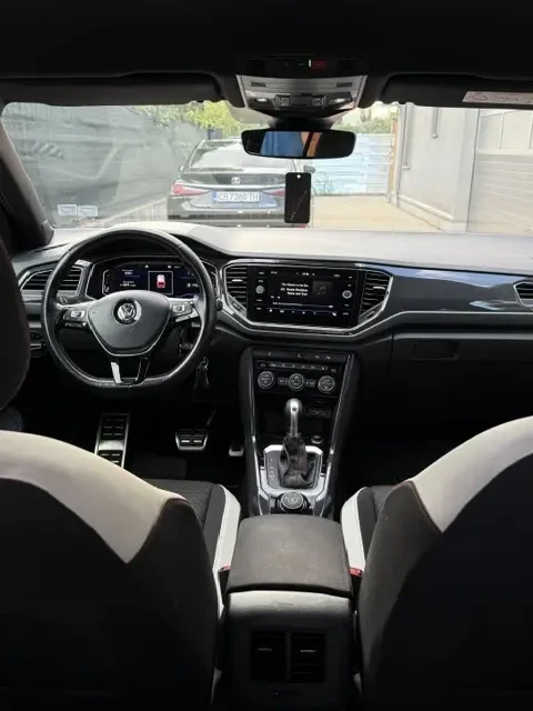 VW T-Roc, снимка 7 - Автомобили и джипове - 55930022