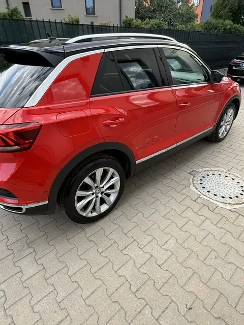 VW T-Roc, снимка 5 - Автомобили и джипове - 55930022