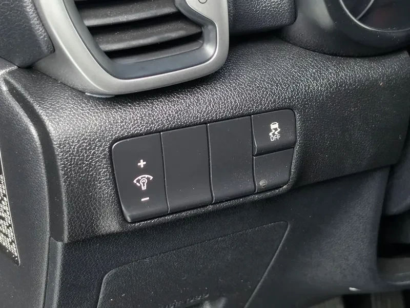Kia Sportage 4Th Generation Diesel 1.7 2Wd Trendy, снимка 15 - Автомобили и джипове - 56016324