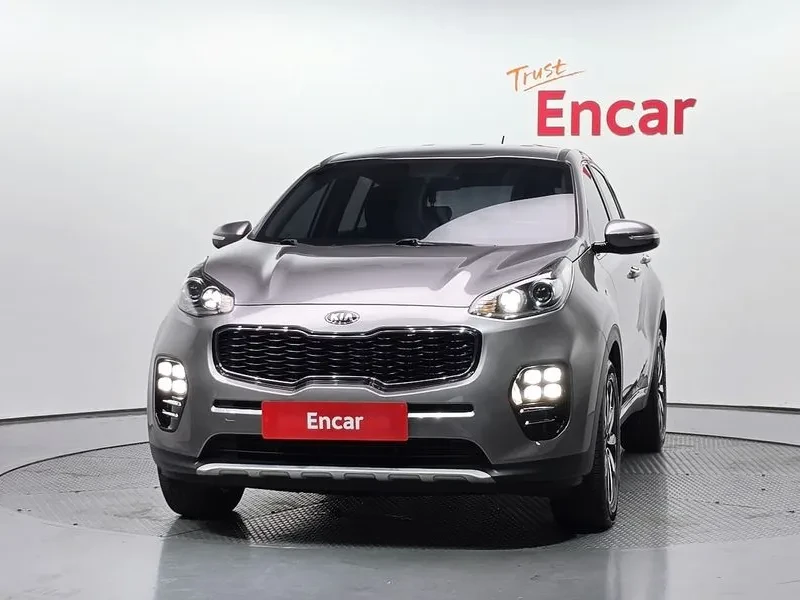 Kia Sportage 4Th Generation Diesel 1.7 2Wd Trendy, снимка 3 - Автомобили и джипове - 56016324