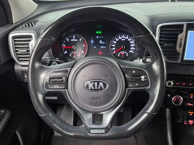 Kia Sportage 4Th Generation Diesel 1.7 2Wd Trendy, снимка 12 - Автомобили и джипове - 56016324