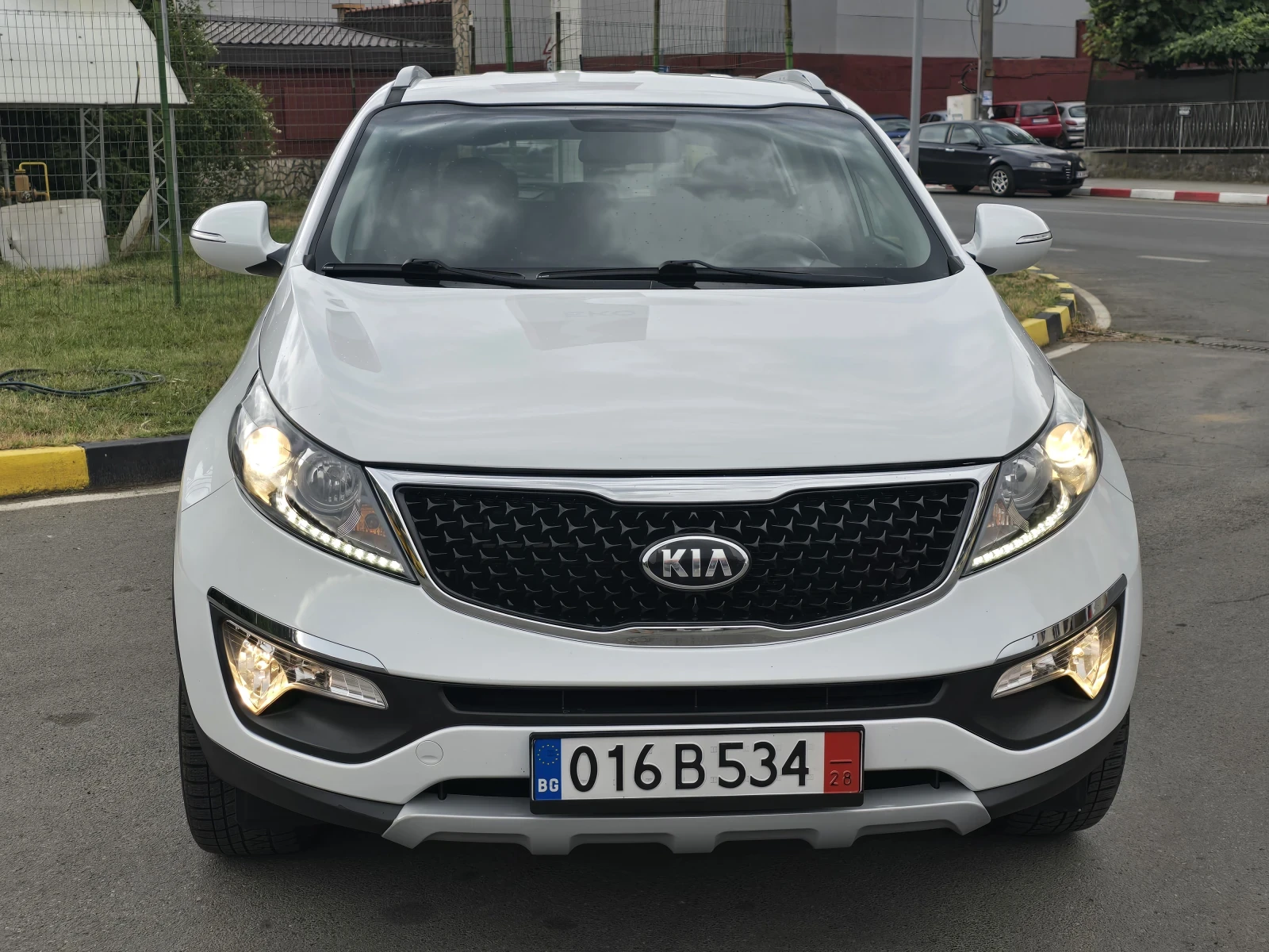 Kia Sportage Внос от Италия бензин газ Топ състояние - изображение 9