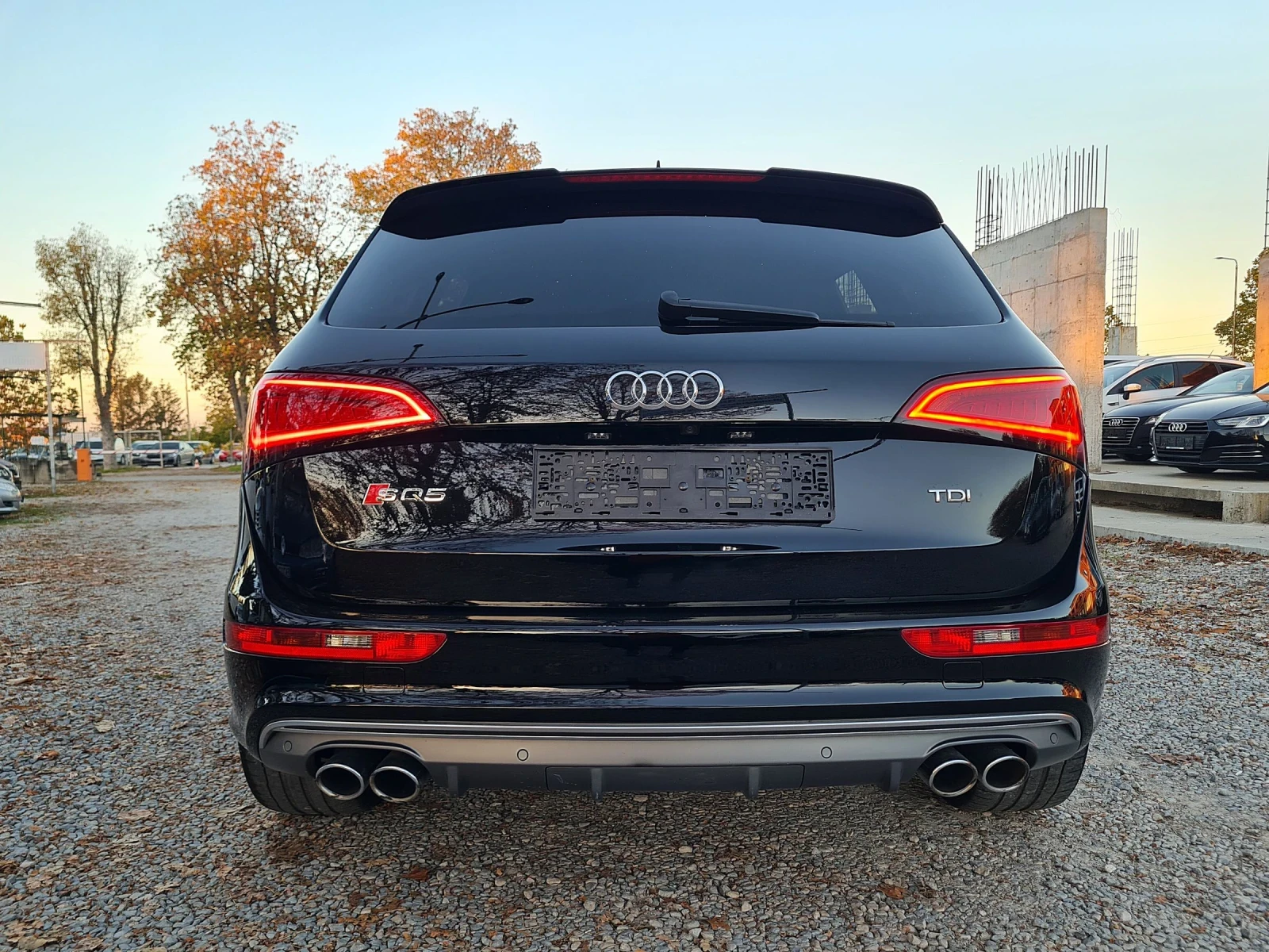 Audi SQ5 ВИСОКО НИВО НА ОБОРУДВАНЕ/СЕРВИЗНА ИСТОРИЯ - изображение 6