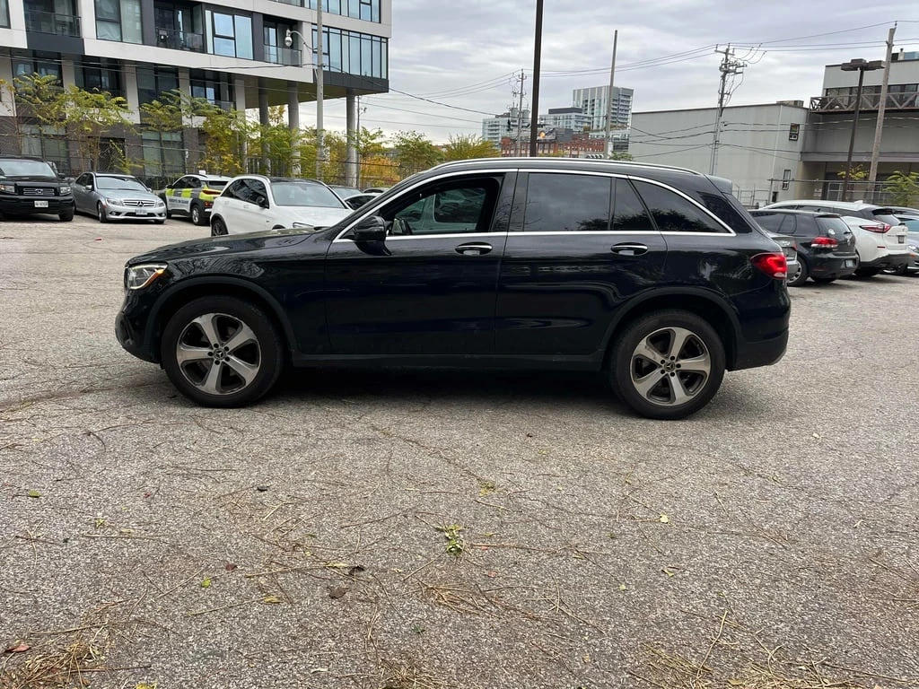 Mercedes-Benz GLC 300 * CARFAX * БЕЗ ПЪРВОНАЧАЛНА ВНОСКА - изображение 3