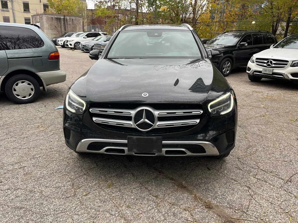 Mercedes-Benz GLC 300 * CARFAX * БЕЗ ПЪРВОНАЧАЛНА ВНОСКА - изображение 2