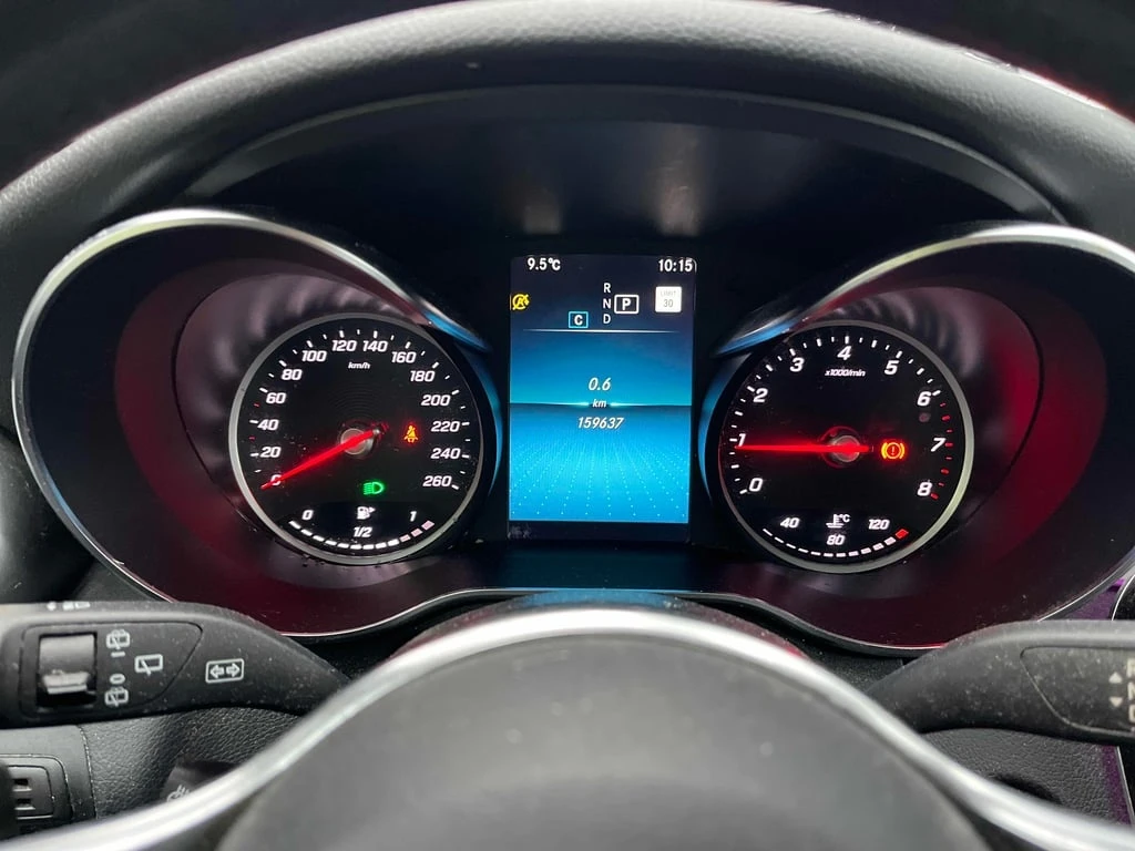 Mercedes-Benz GLC 300 * CARFAX * БЕЗ ПЪРВОНАЧАЛНА ВНОСКА - изображение 7