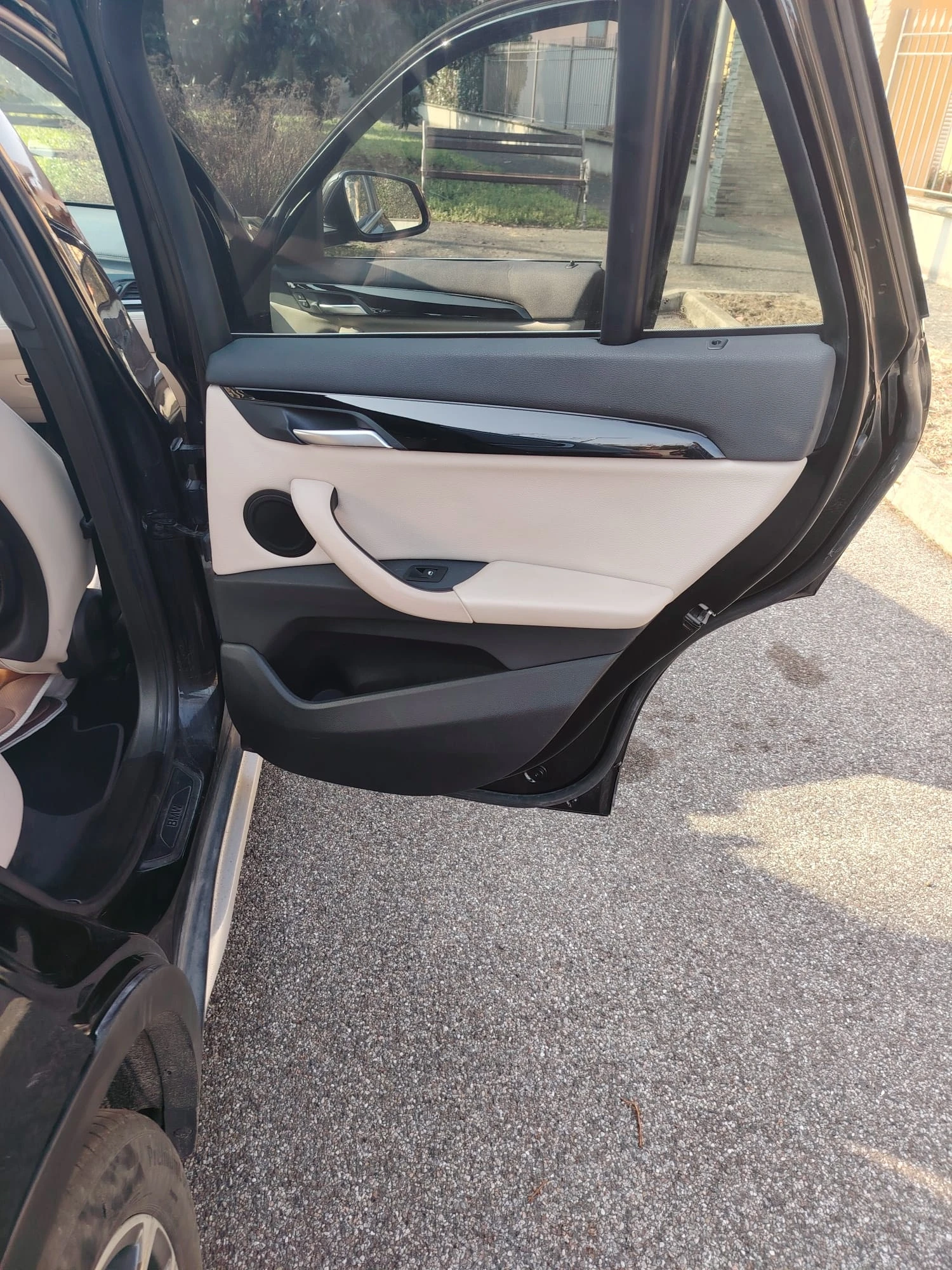 BMW X1 2.0 BENZIN 231 KKN | Mobile.bg � ����������� 14