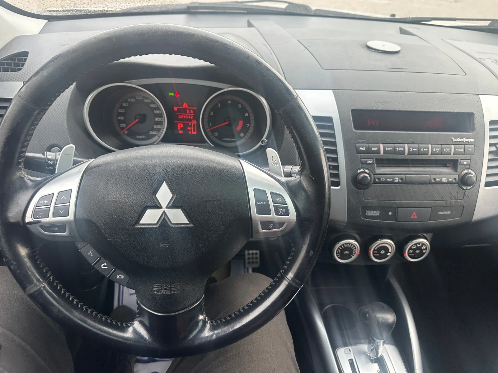 Mitsubishi Outlander 2.4-4x4-AUTOMAT-EXECUTIVE-SWISS-���-������� | Mobile.bg � ����������� 11