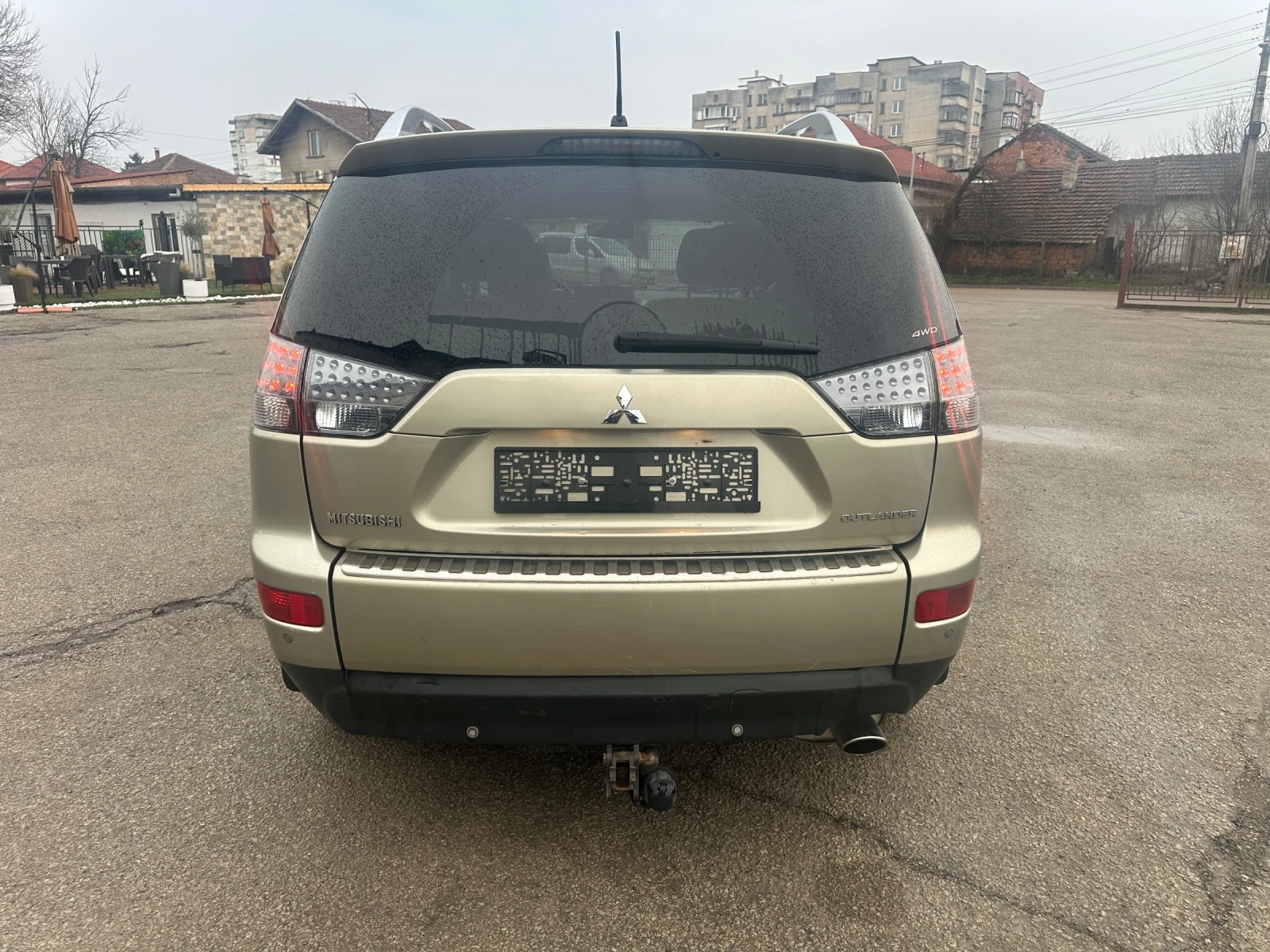 Mitsubishi Outlander 2.4-4x4-AUTOMAT-EXECUTIVE-SWISS-БЕЗ-КОРОЗИЯ - изображение 4