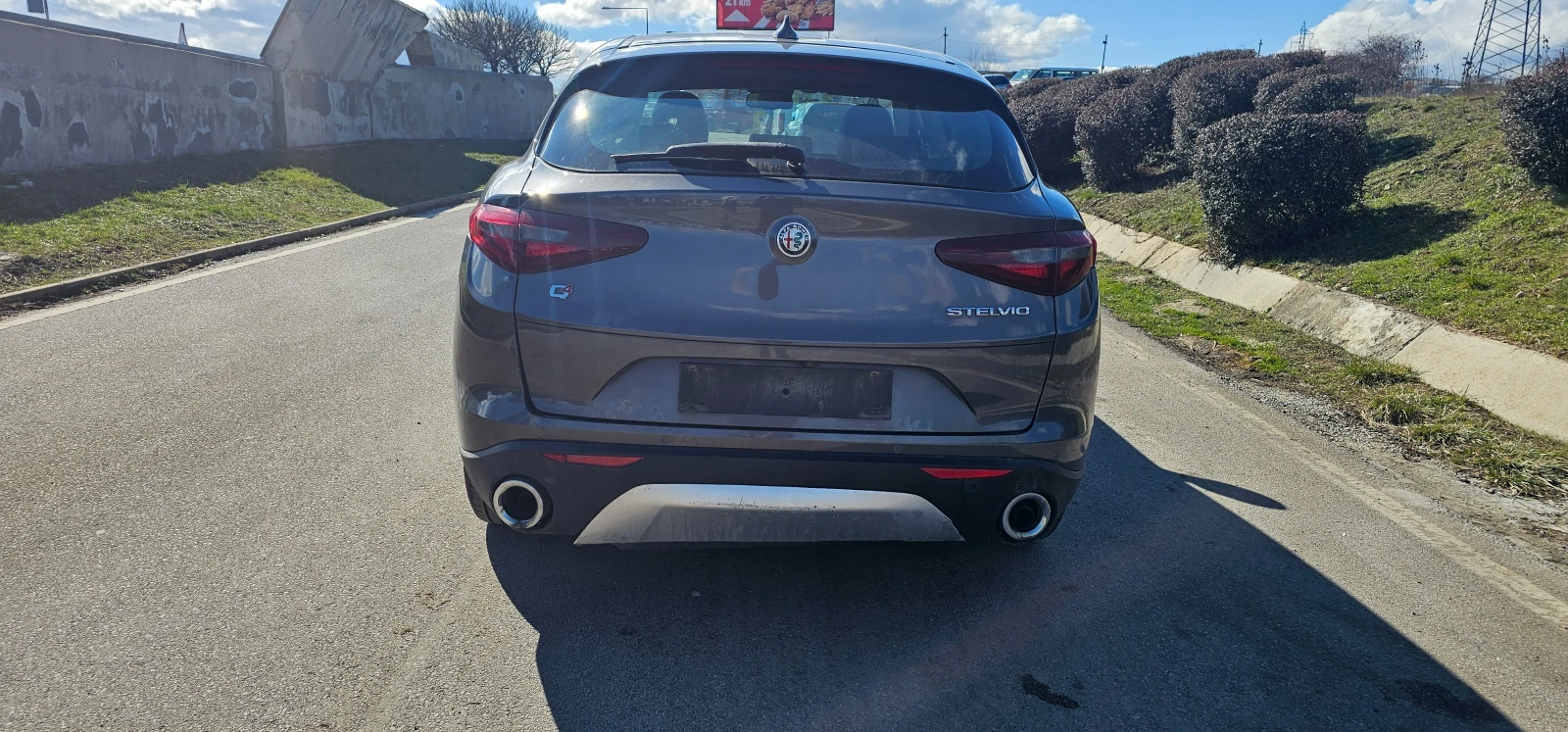 Alfa Romeo Stelvio  - изображение 6