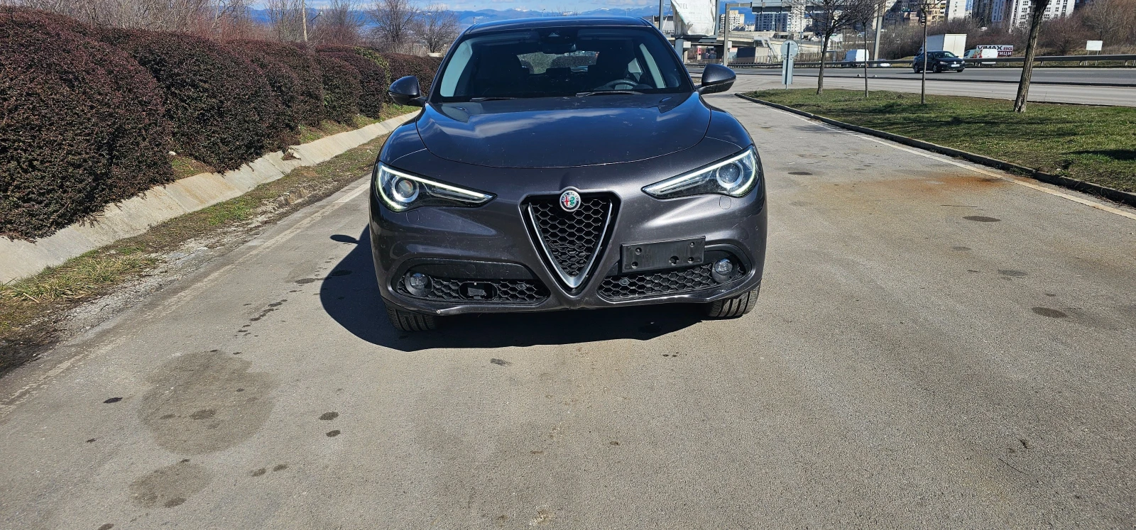 Alfa Romeo Stelvio  - изображение 5