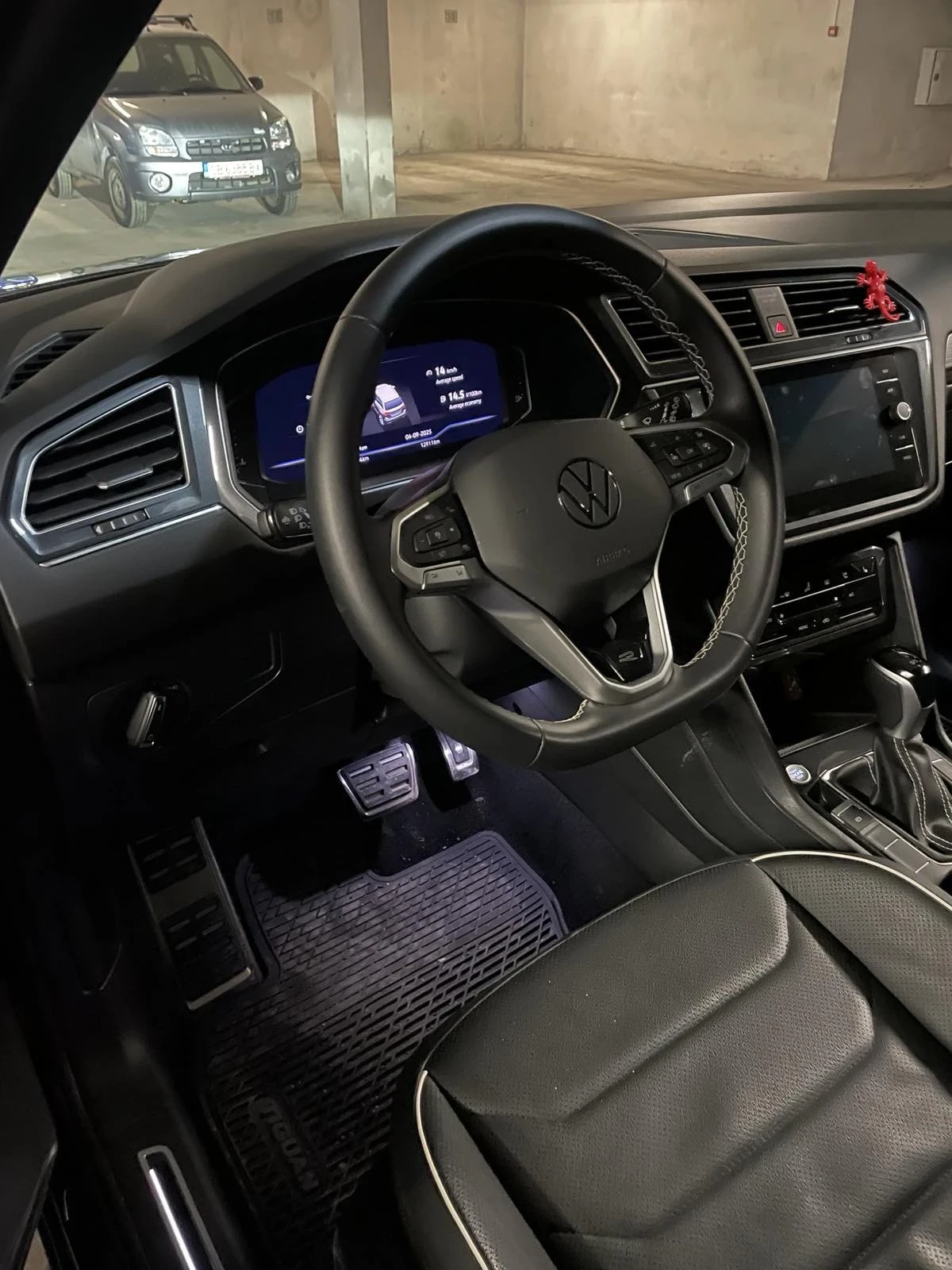 VW Tiguan Tsi - изображение 9