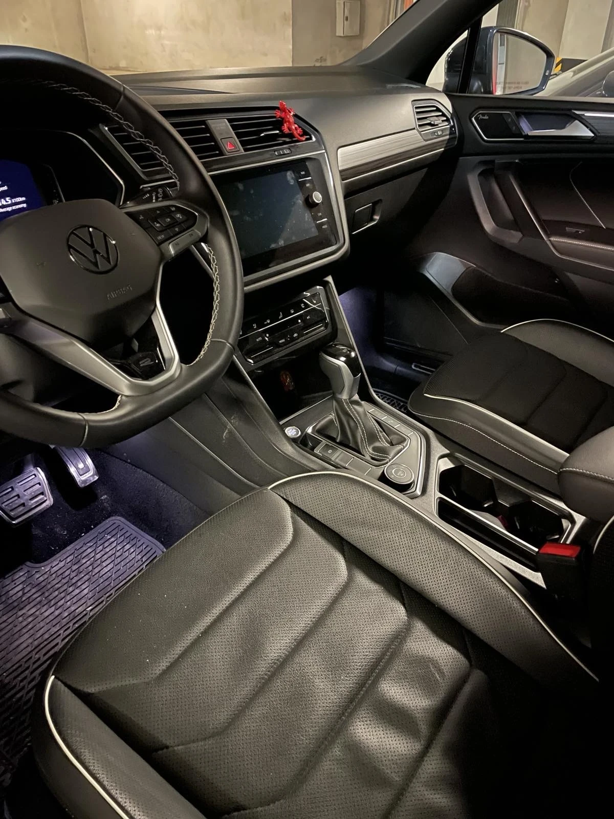 VW Tiguan Tsi - изображение 7
