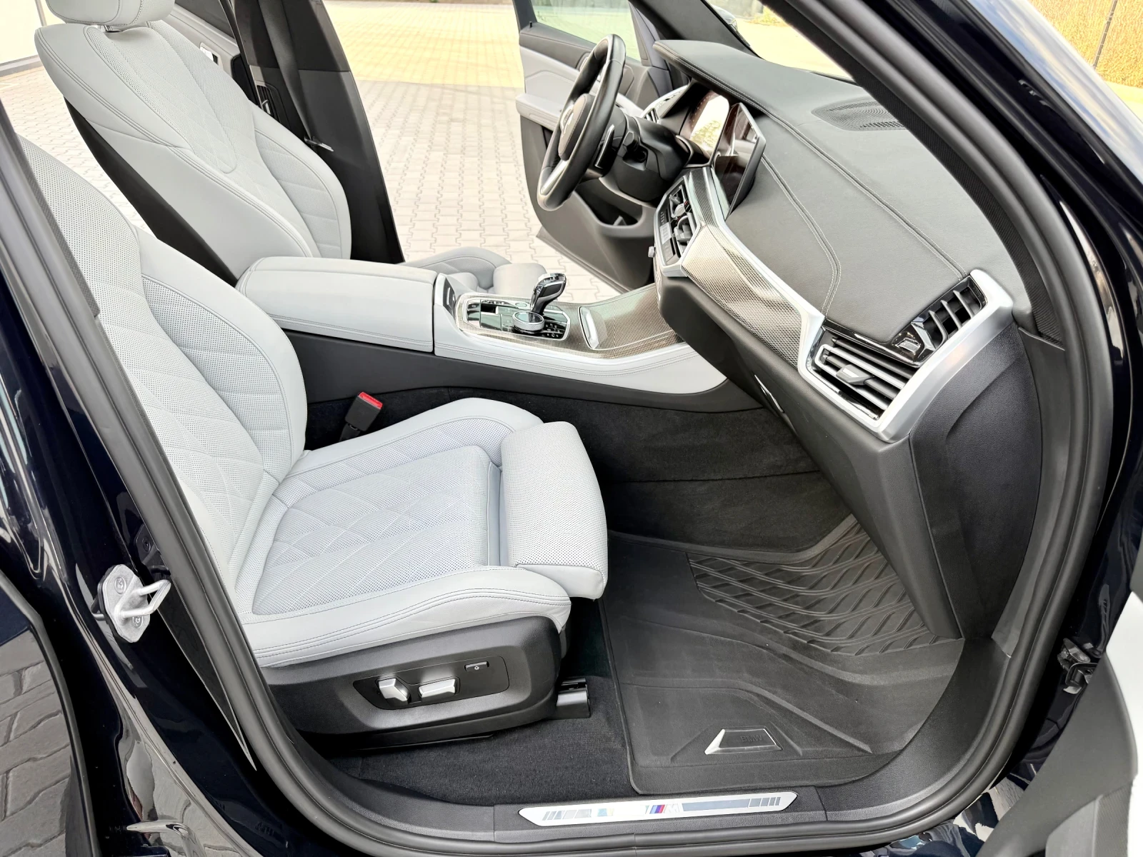 BMW X5 M/4.0/Xdrive/Laser/Skylounge, снимка 13 - Автомобили и джипове - 53923882