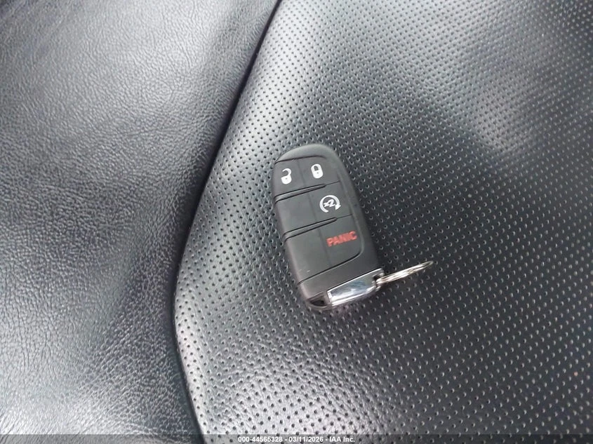 Jeep Compass 2.4l Limited 4X4, снимка 11 - Автомобили и джипове - 54369932