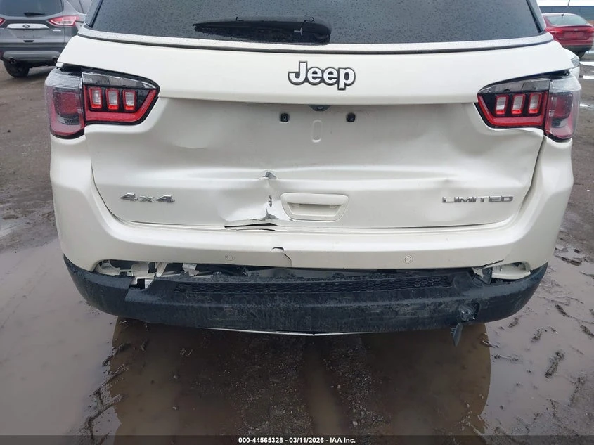 Jeep Compass 2.4l Limited 4X4, снимка 6 - Автомобили и джипове - 54369932