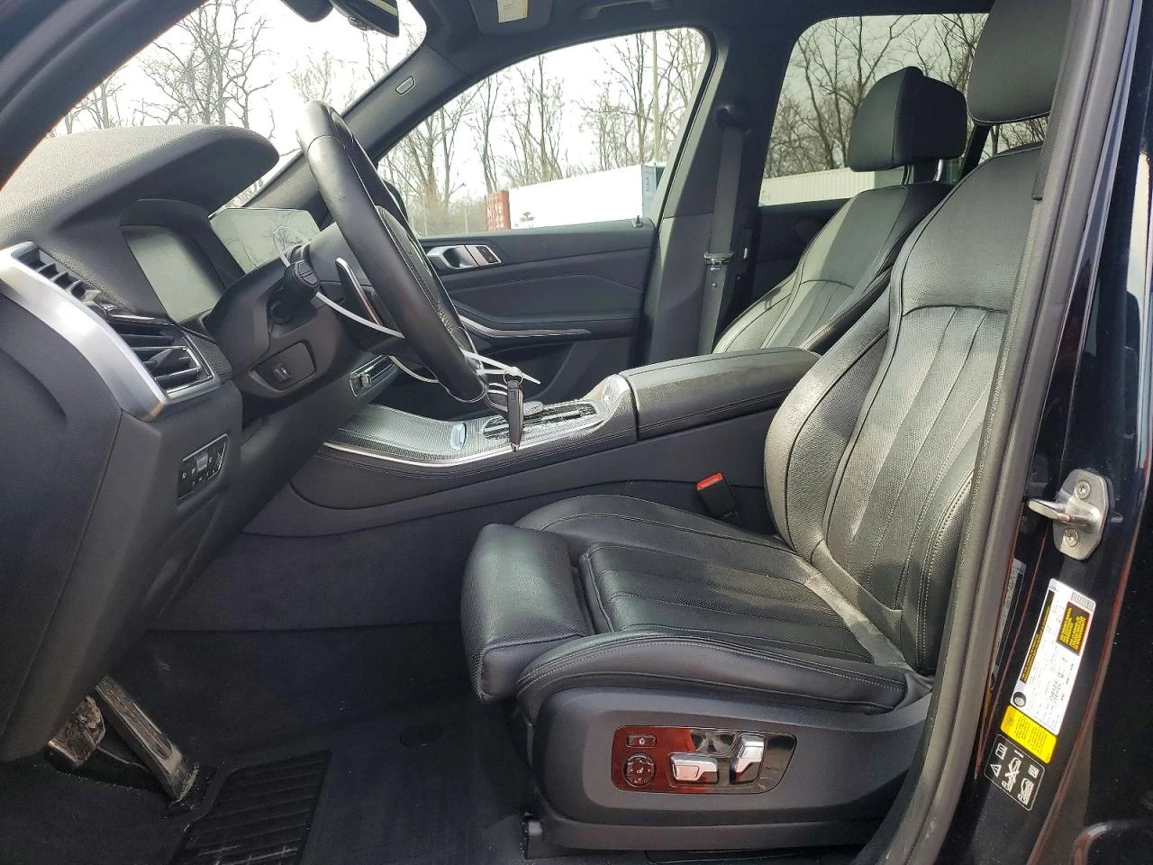BMW X5 XDRIVE 50I Cam360* Panorama* m-pack, снимка 7 - Автомобили и джипове - 54594918