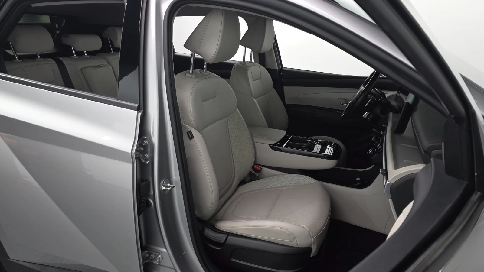 Hyundai Tucson NX4* 2WD* Modern, снимка 10 - Автомобили и джипове - 54897775