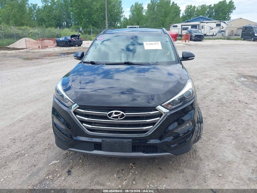 Hyundai Tucson 1.6l Limited, снимка 12 - Автомобили и джипове - 55568961