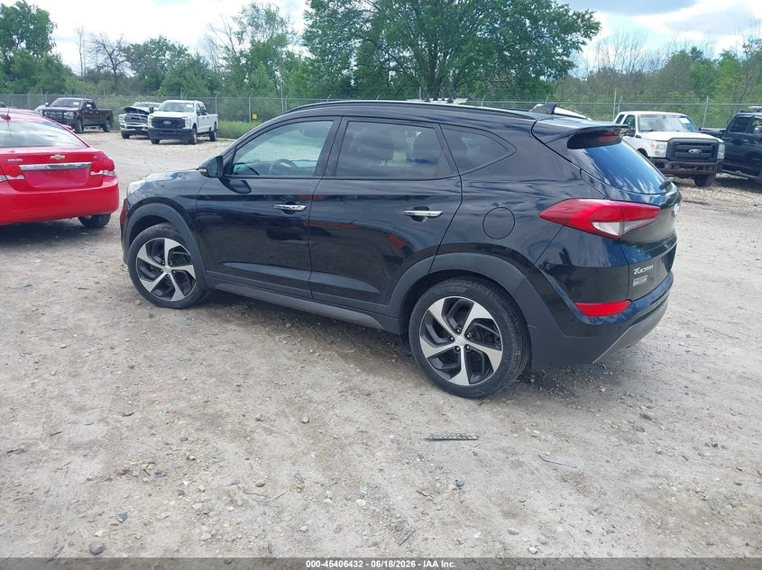 Hyundai Tucson 1.6l Limited, снимка 3 - Автомобили и джипове - 55568961