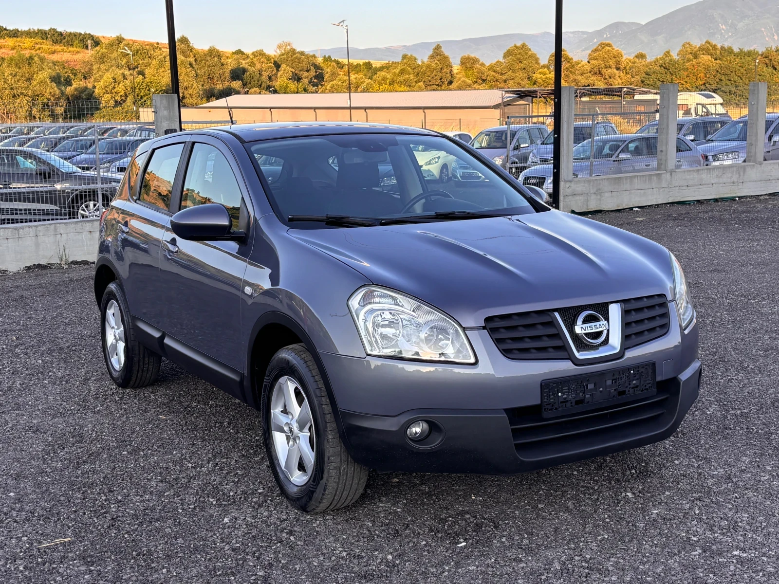 Nissan Qashqai 2.0 i 4x4  120 000 км!!!, снимка 2 - Автомобили и джипове - 55631339