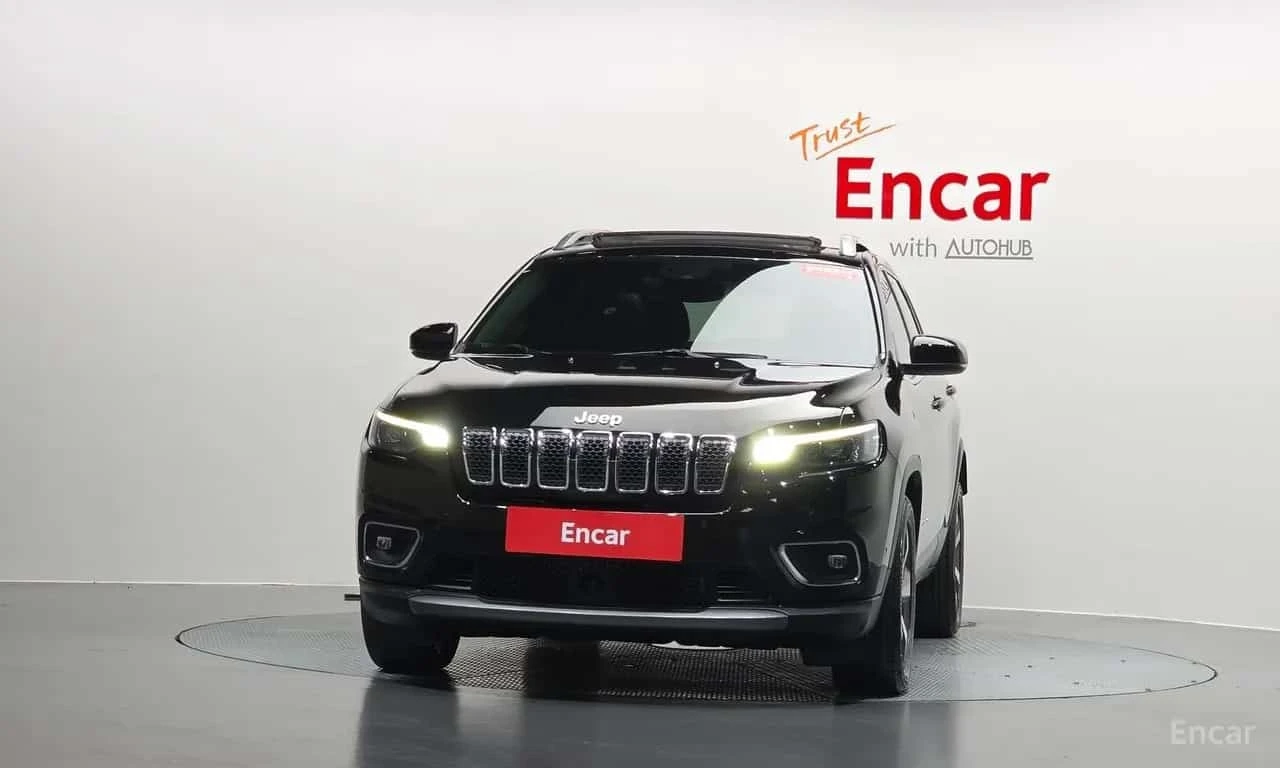 Jeep Cherokee 2.4 Limited| PANO| ПОДГРЕВИ| НАВИ| 2 КЛЮЧА| , снимка 3 - Автомобили и джипове - 56169058