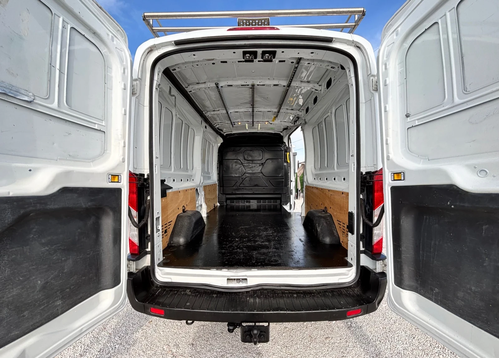 Ford Transit 2.2/КЛИМАТИК/РЕАЛНИ!!135Х.КМ.!!!!!БЕЛГИЯ, снимка 10 - Бусове и автобуси - 54308516