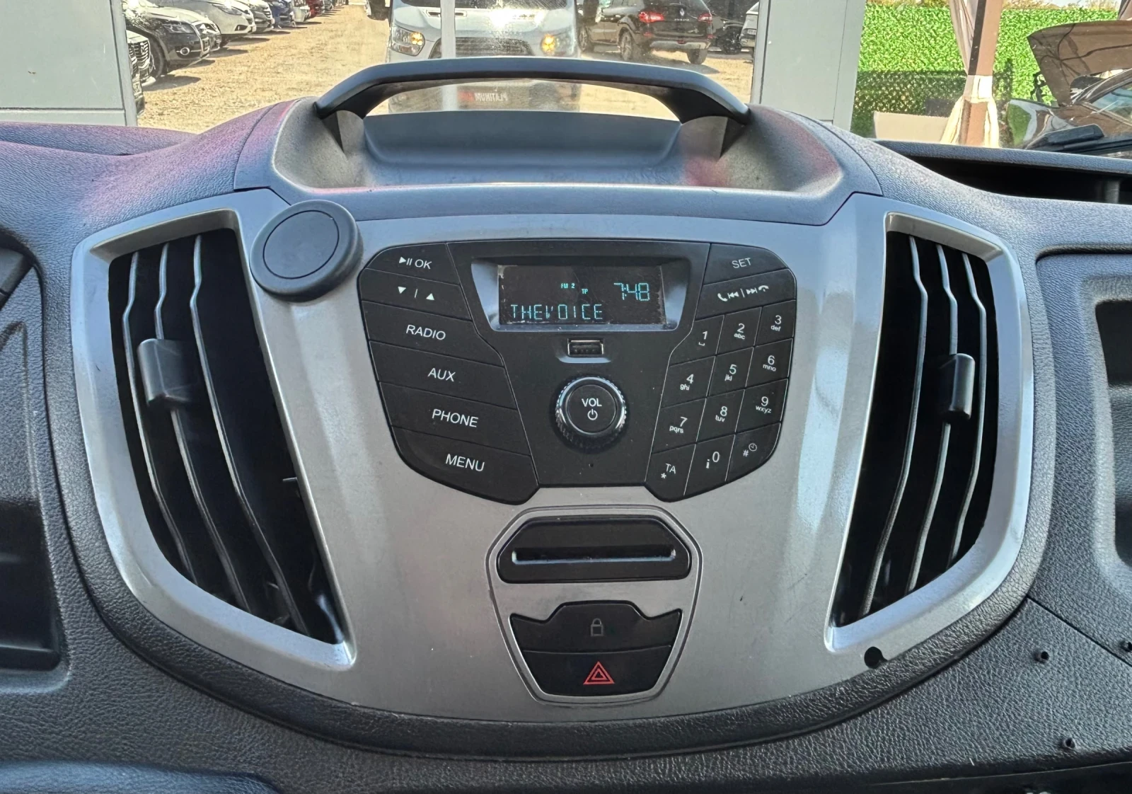 Ford Transit 2.2/КЛИМАТИК/РЕАЛНИ!!135Х.КМ.!!!!!БЕЛГИЯ, снимка 13 - Бусове и автобуси - 54308516