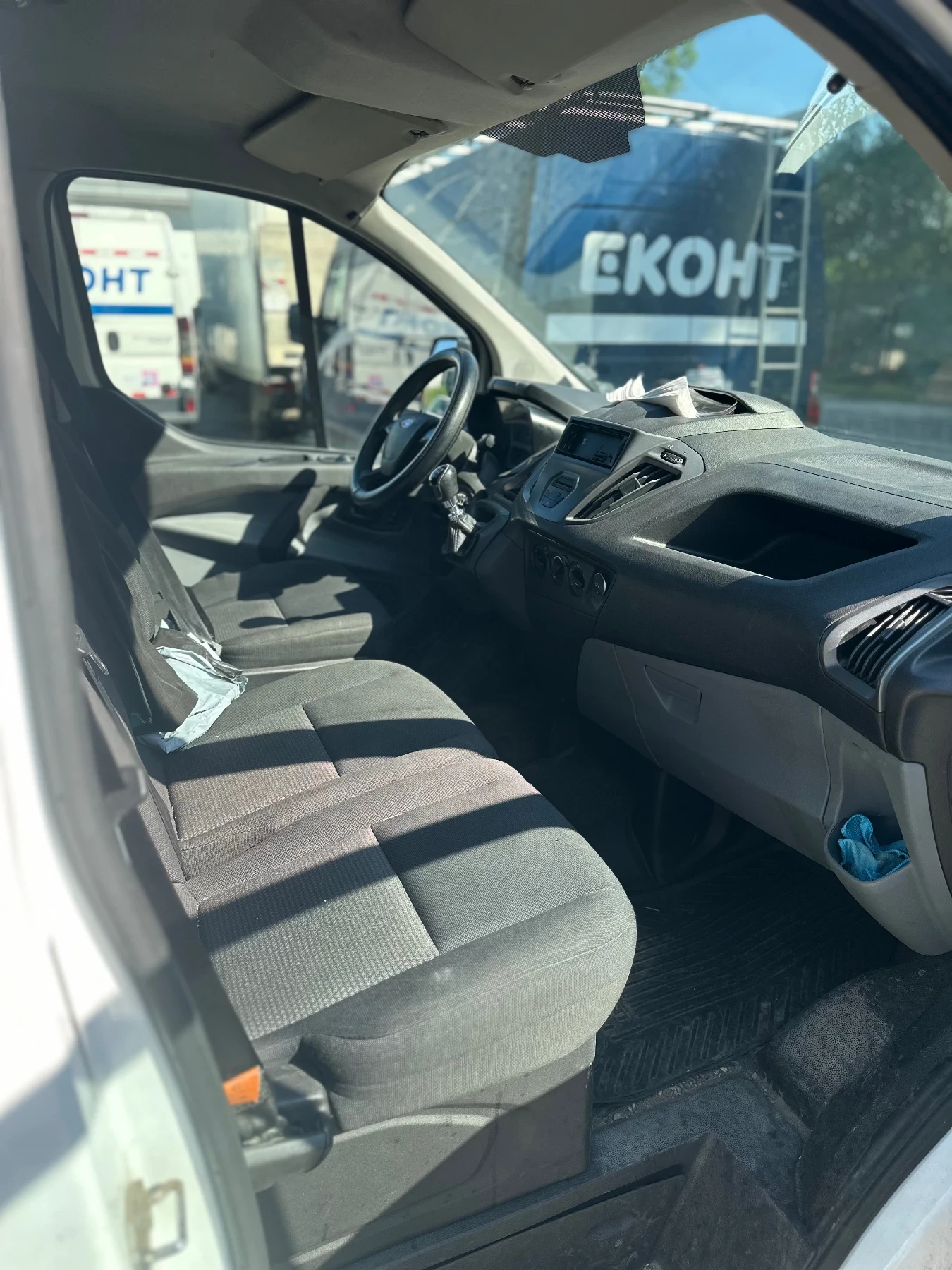 Ford Transit Custom, снимка 7 - Бусове и автобуси - 54665475