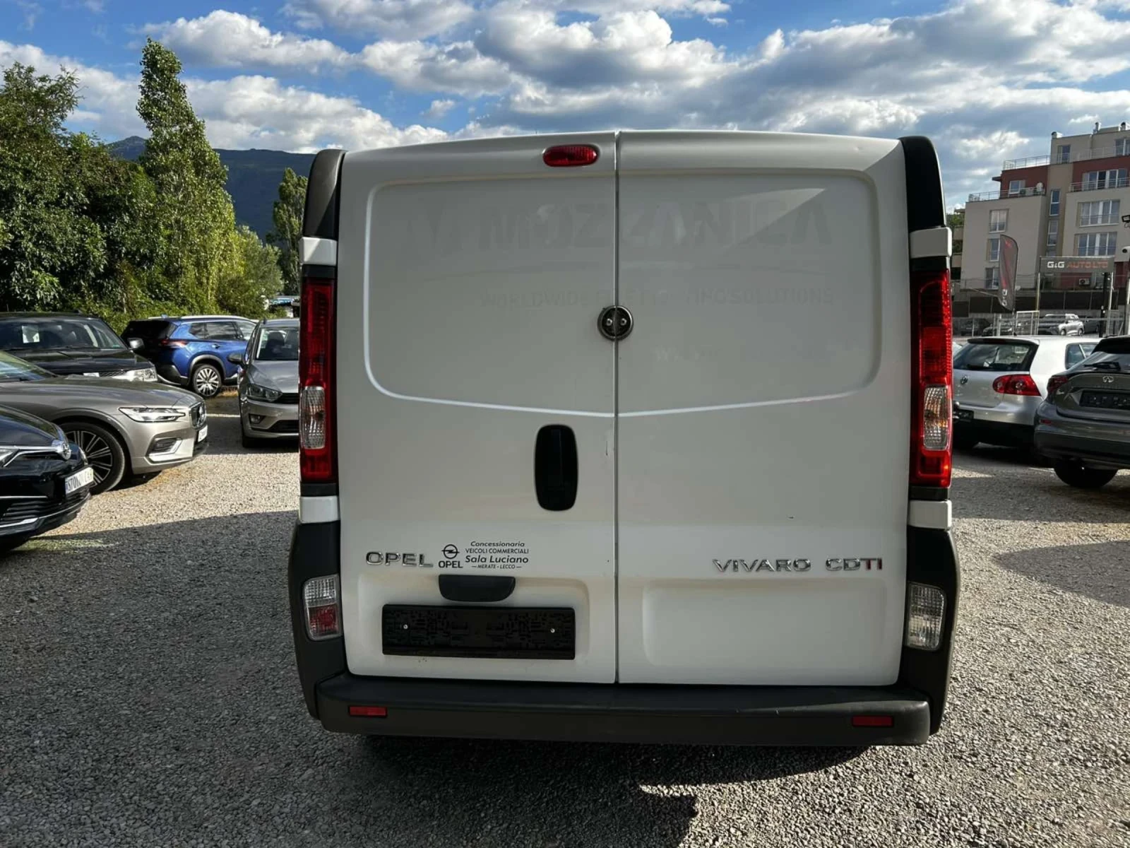 Opel Vivaro 2.0, снимка 5 - Бусове и автобуси - 55313190