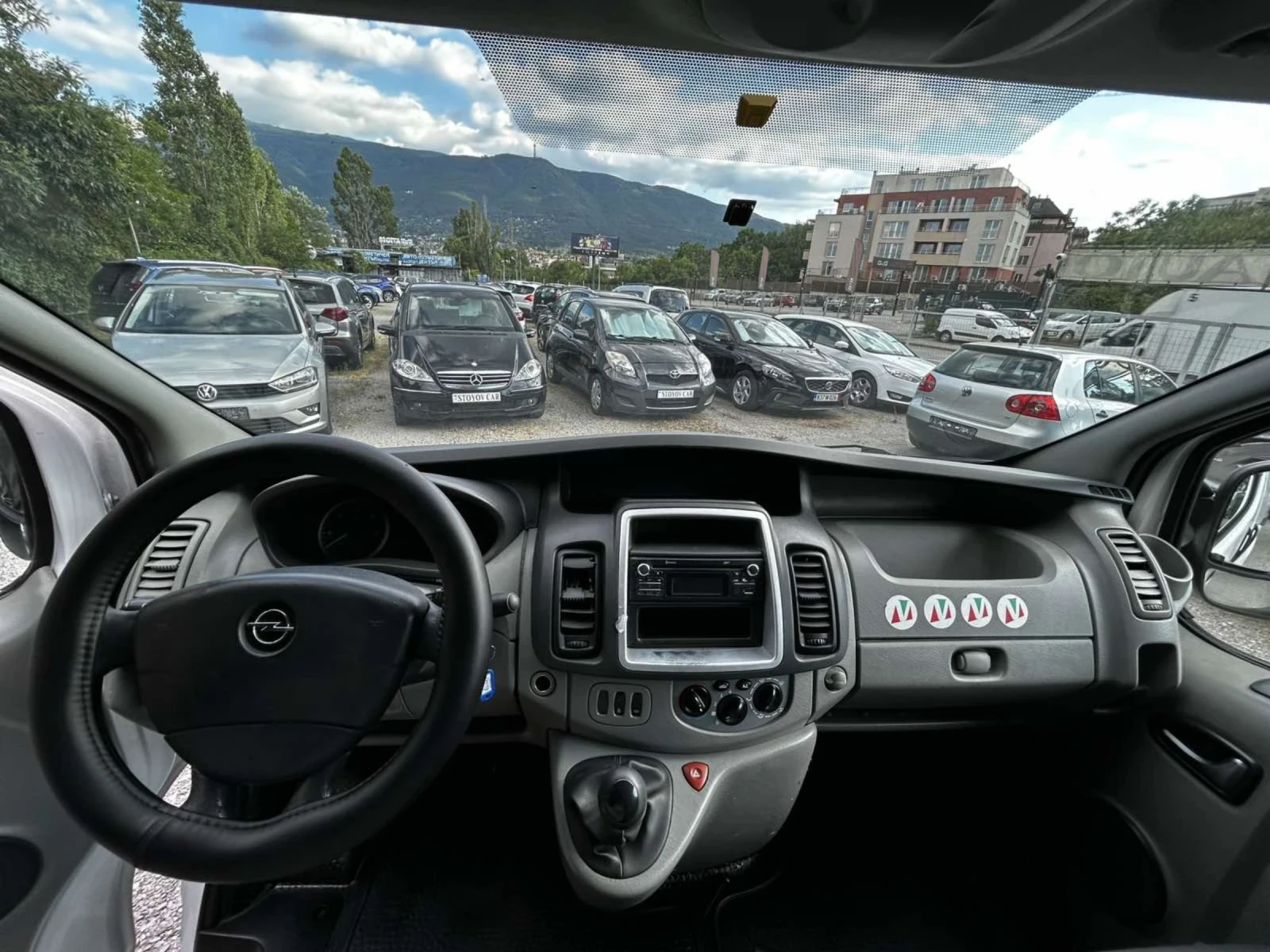 Opel Vivaro 2.0, снимка 11 - Бусове и автобуси - 55313190
