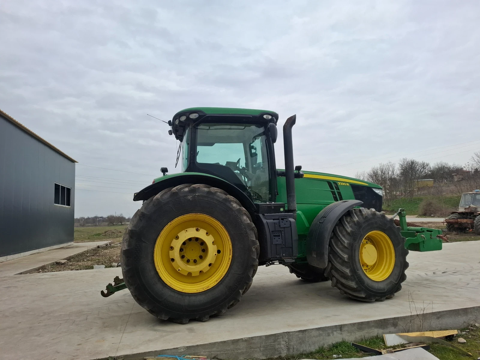 Трактор John Deere 7230r 6920 6930Premium, снимка 3 - Селскостопанска техника - 54128036