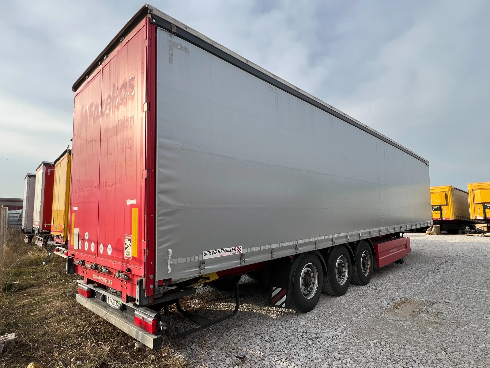 Полуремарке Schwarzmuller 5790 кг, 2 броя, BPW, снимка 4 - Ремаркета - 53724127